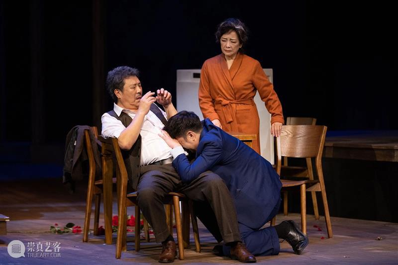 《推销员之死》导演林奕专访 上海话剧艺术中心 推销员之死 导演 林奕 新闻 记者 潘妤阿瑟·米勒 战后 美国 剧作 剧本 崇真艺客